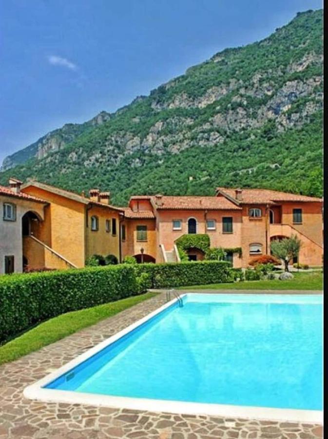 Residence I Prati Di Giussana Lierna Extérieur photo